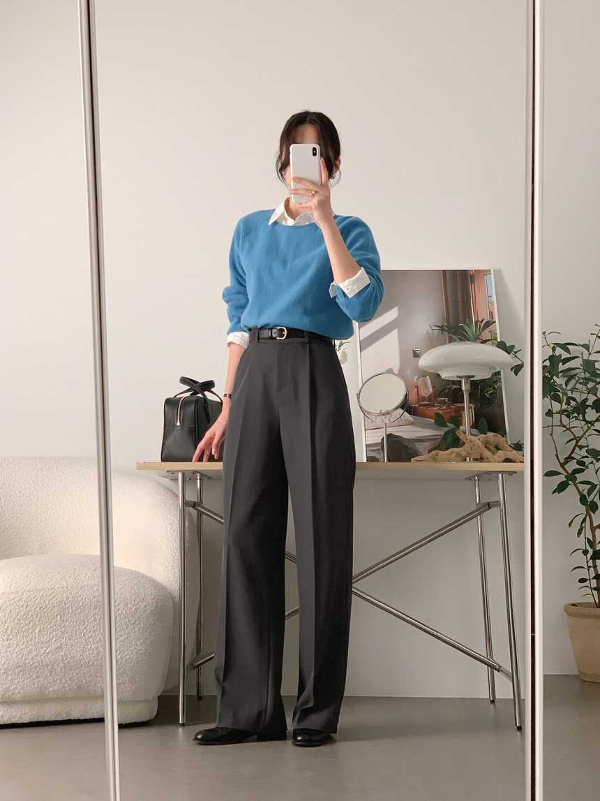 骨格ナチュラルワンタックセンタープレスストレートパンツ