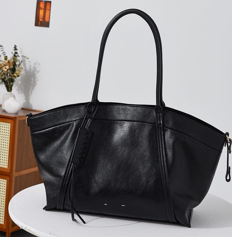 https://pub-0163500fb5fb40a68e00f65d140ad0cc.r2.dev/ec-products/20261008-oct-add/1033084116812/012.jpg