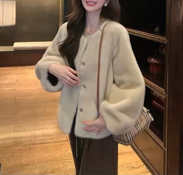 https://pub-0163500fb5fb40a68e00f65d140ad0cc.r2.dev/ec-products/20261008-oct-add/1077547730053/036.jpg