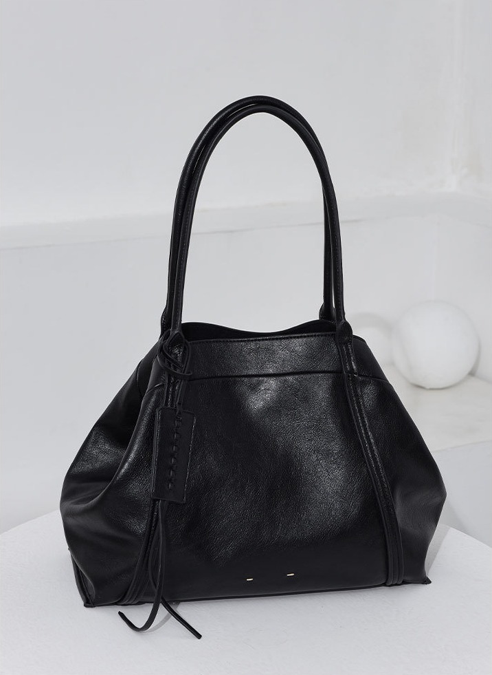 https://pub-0163500fb5fb40a68e00f65d140ad0cc.r2.dev/ec-products/20261018-mom/1033084116812/det016_frame_crop_b400443497.jpg