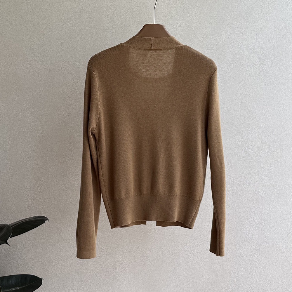 https://pub-0163500fb5fb40a68e00f65d140ad0cc.r2.dev/ec-products/20261018-mom/1071928387806/042_1354b32da8.jpg
