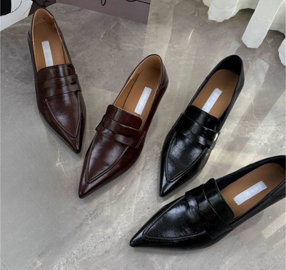 https://pub-0163500fb5fb40a68e00f65d140ad0cc.r2.dev/ec-products/20261018-mom/984876614831/brown_black_set_crop_8e09bf4ce0.jpg