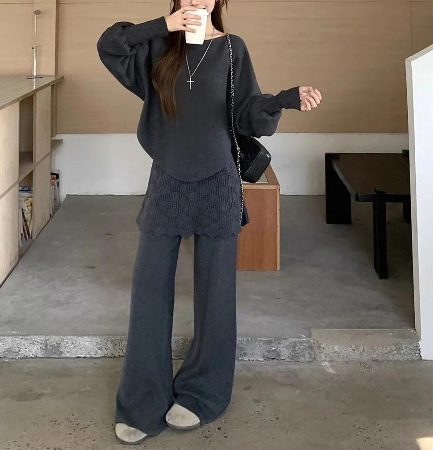 https://pub-0163500fb5fb40a68e00f65d140ad0cc.r2.dev/ec-products/20261019-mom/1075335587587/a50c54ead6_gray_front_ref008_crop_eyes_a50c54ead6.jpg