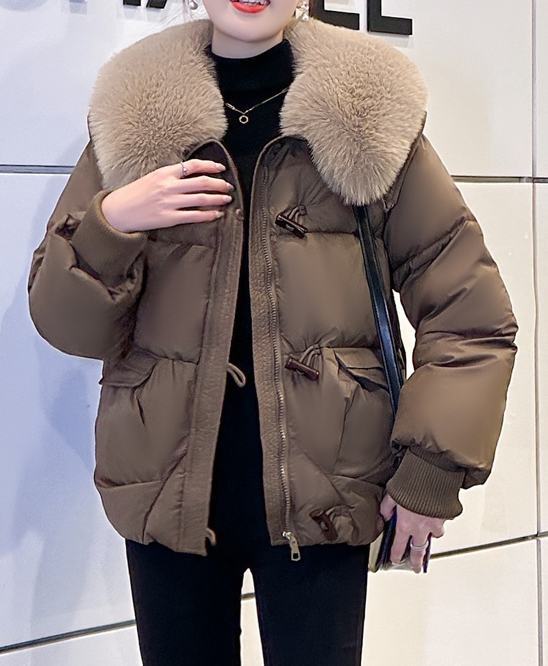 https://pub-0163500fb5fb40a68e00f65d140ad0cc.r2.dev/ec-products/20261019-mom/898400278387/76a65a575e_brown_det001_eyecut_76a65a575e.jpg