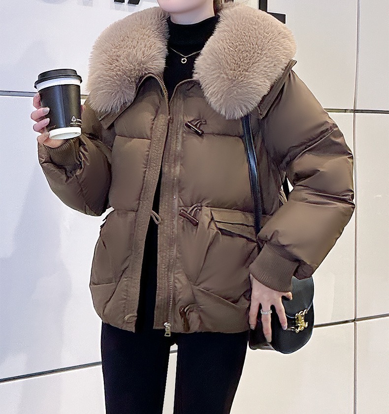 https://pub-0163500fb5fb40a68e00f65d140ad0cc.r2.dev/ec-products/20261019-mom/898400278387/84ceb1b8e0_brown_det028_eyecut_84ceb1b8e0.jpg