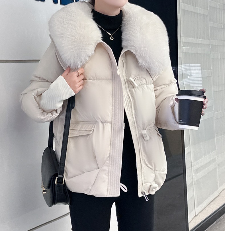 https://pub-0163500fb5fb40a68e00f65d140ad0cc.r2.dev/ec-products/20261019-mom/898400278387/cf6c48d7eb_white_det022_eyecut_cf6c48d7eb.jpg