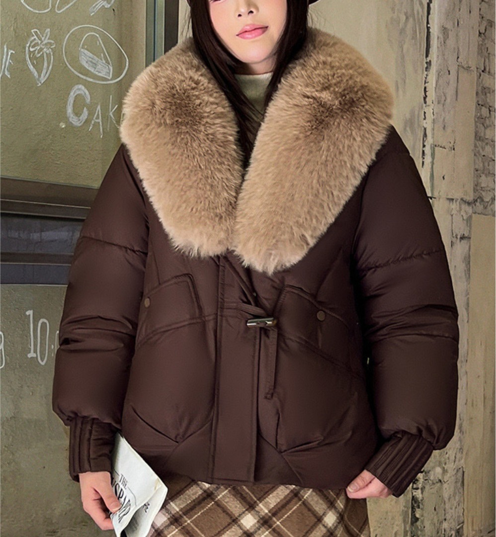 https://pub-0163500fb5fb40a68e00f65d140ad0cc.r2.dev/ec-products/20261019b-mom/957530903775/9a64fcf3e1_j1_brownbeige_front_trim_9a64fcf3e1.jpg