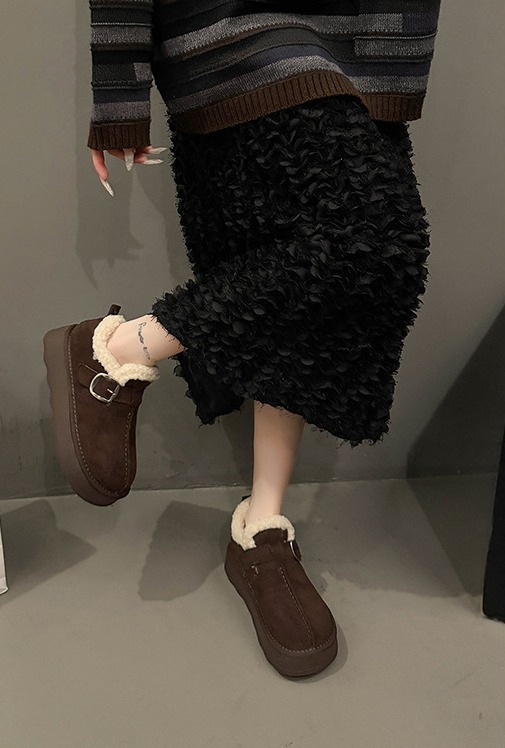 https://pub-0163500fb5fb40a68e00f65d140ad0cc.r2.dev/ec-products/20261020-mom/993468138499/67d9990c43_det013_kick_full_67d9990c43.jpg